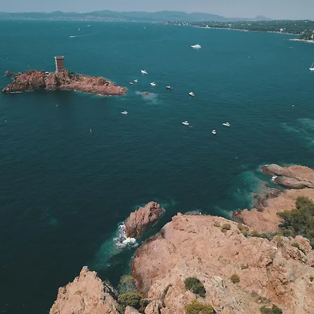 Entre Esterel Et Corniche D'or Апартаменти *